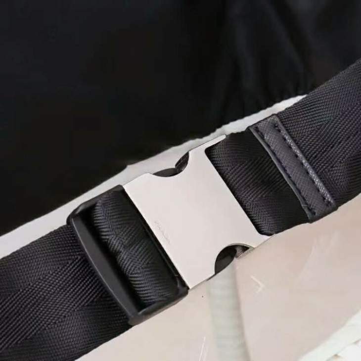 Picture of Prada Mens Bags _SKUfw167296199fw